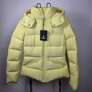 Mackage Women’s Madalyn-TR Down Jacket Pale Lime Detachable Hood Size M